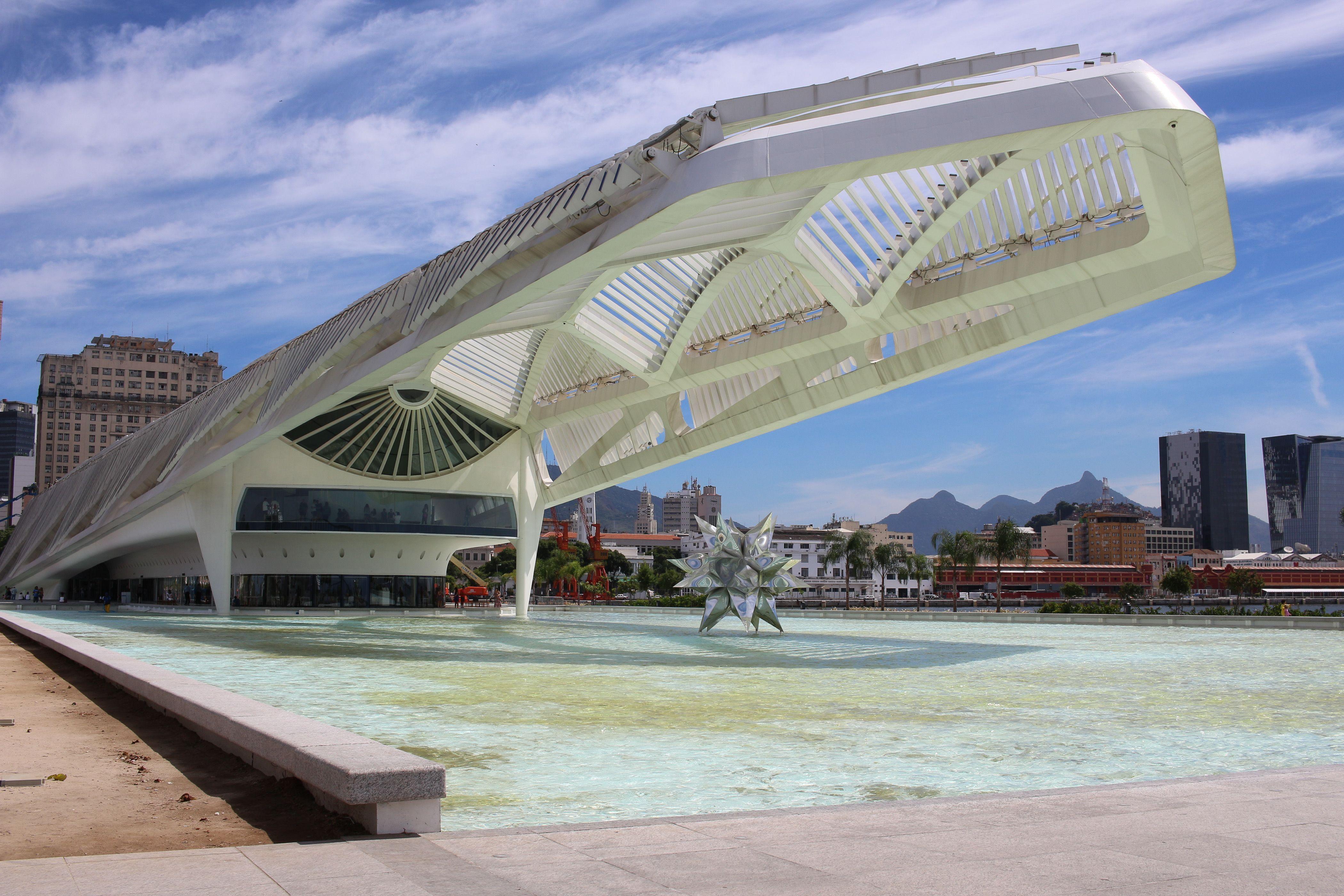 Green buildings: 18 examples of sustainable architecture around ...